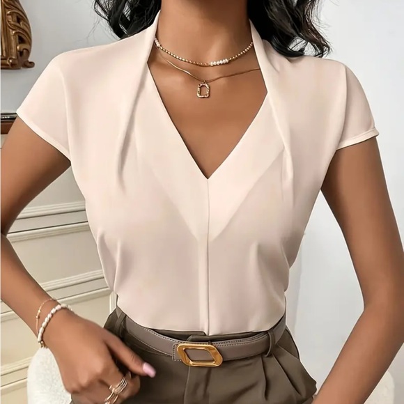 Shirred V Neck Solid V Neck Blouse, Elegant Short Sleeve Top - Black - Picture 9 of 11